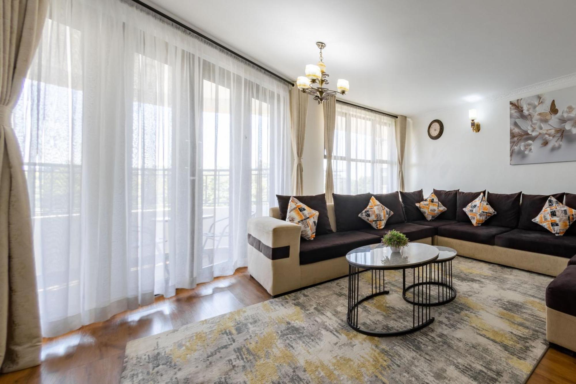 Erica Residences - Riverside Nairobi Bagian luar foto