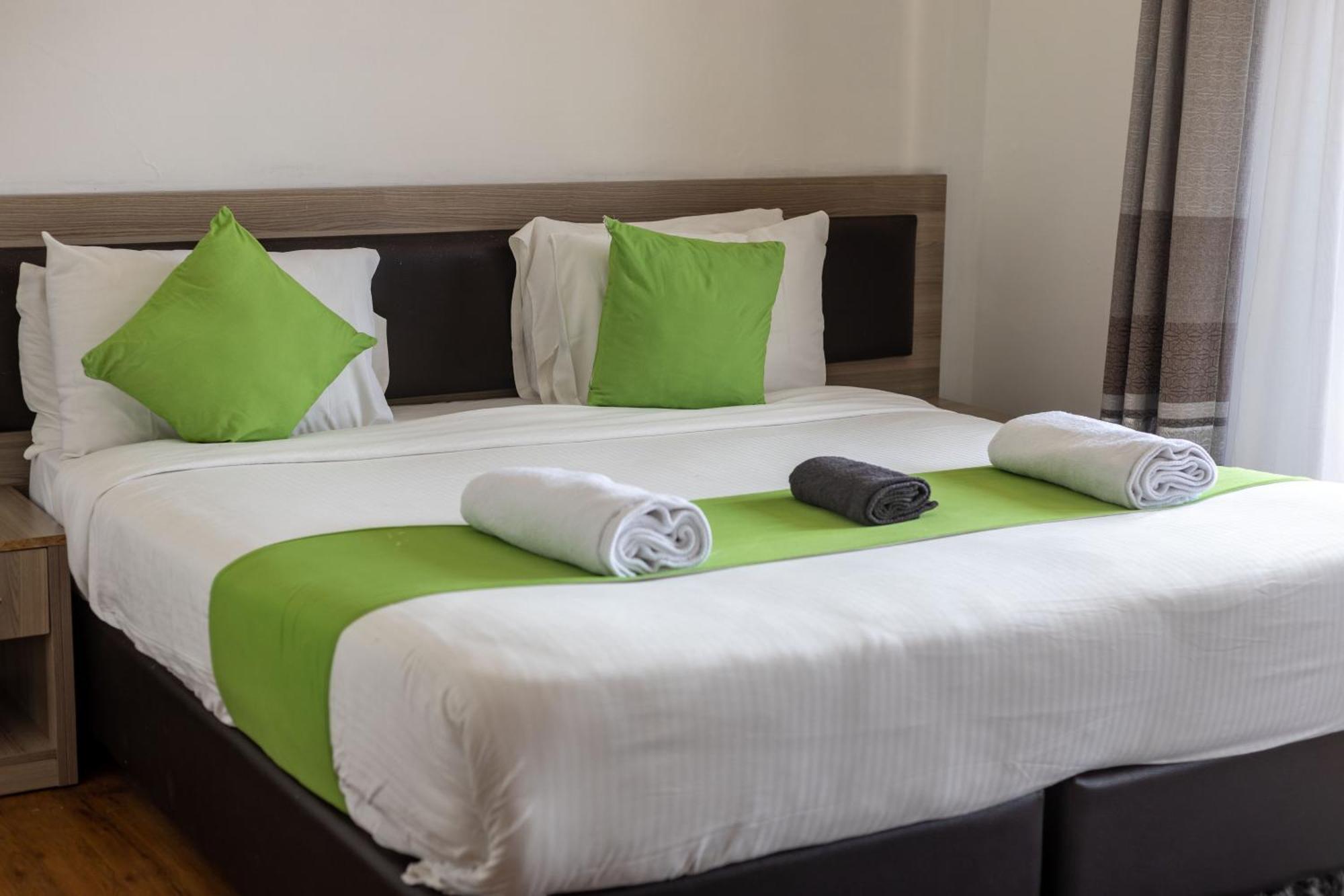 Erica Residences - Riverside Nairobi Bagian luar foto